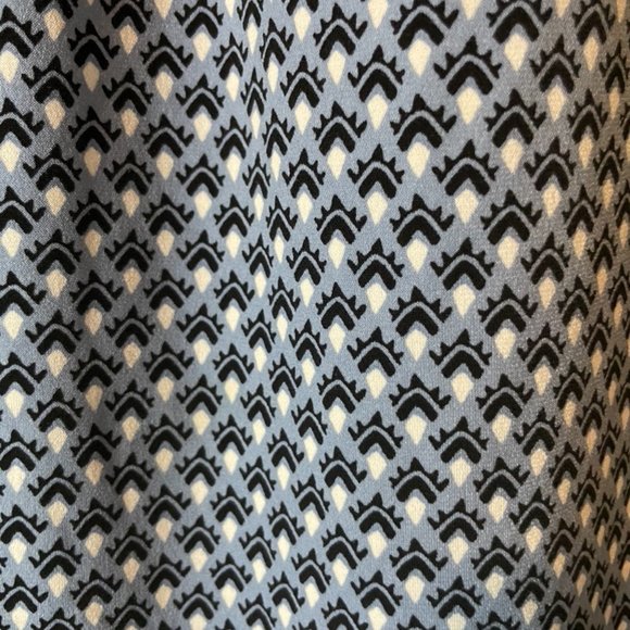 Charter Club Light Blue Patterned Sleeveless Blouse - size Medium - Picture 3 of 7